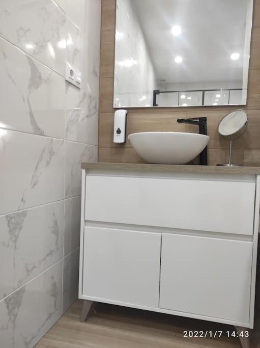 דירות מרידה Bonita Y Amplia Casa Con Patio, En Centro Ciudad מראה חיצוני תמונה