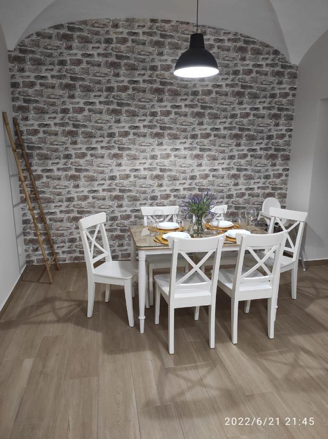 דירות מרידה Bonita Y Amplia Casa Con Patio, En Centro Ciudad מראה חיצוני תמונה
